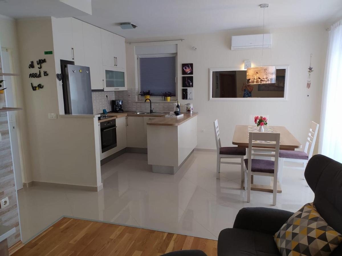 Apartman Pejic,Makarska,Veliko Brdo Luaran gambar
